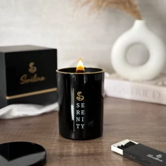 vela premium de cera de soja y mecha de madera. Vela hecha a mano en españa con ingredientes naturales.